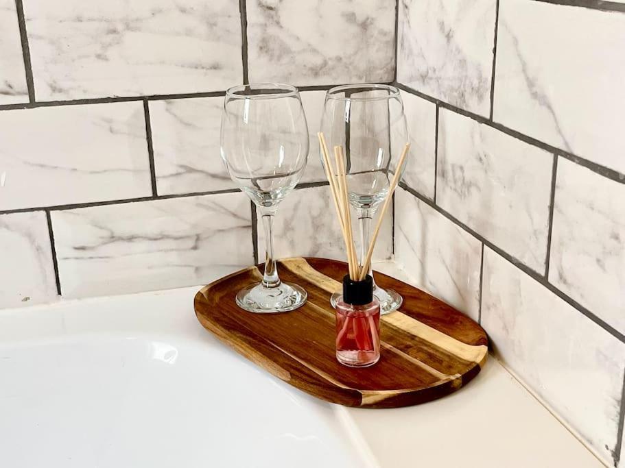 Portsmouth 3 Bedroom Getaway, Sleeps 6 Zewnętrze zdjęcie